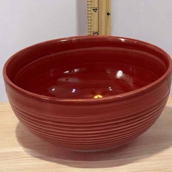 Royal Norfolk Red Rose Swirl Embossed Rings Cereal Soup Salad Bowl - Picture 4 of 6